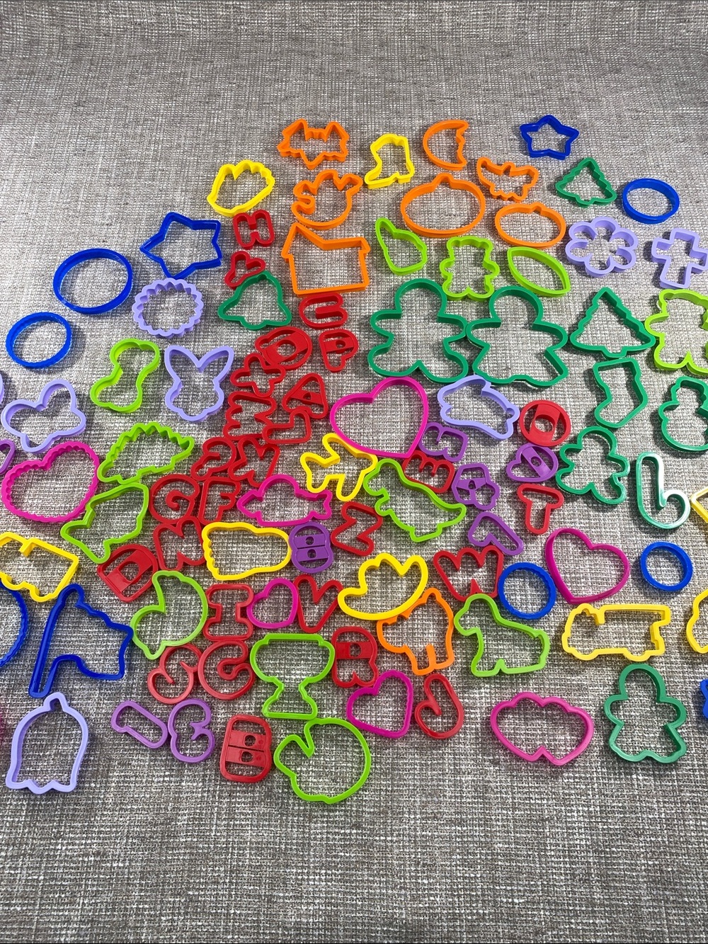 Assorted Colorful Plastic Cookie Cutters Set - Multicolor every holiday themed